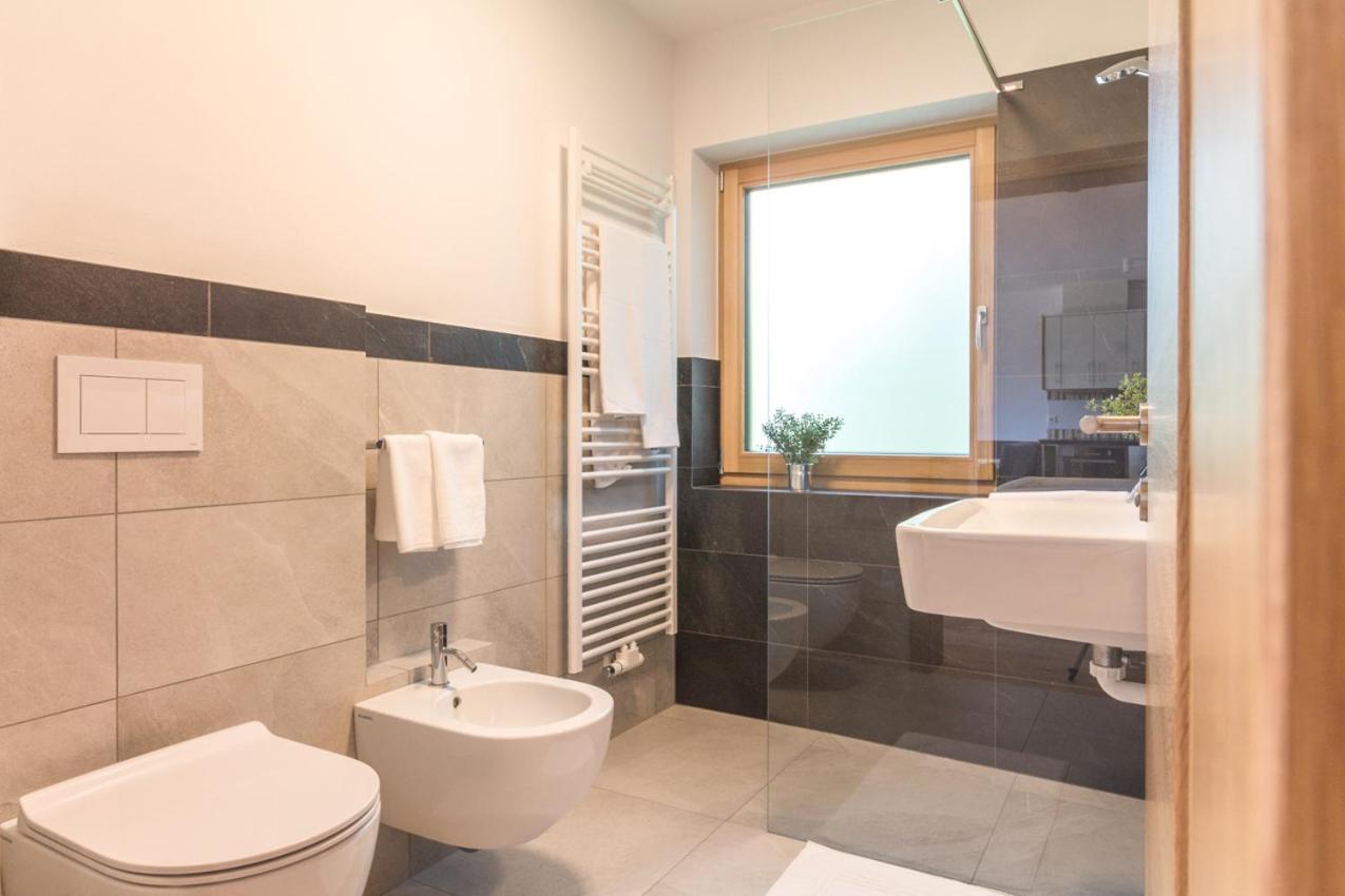 Apartment La Brunella ไลออน ภายนอก รูปภาพ